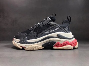 PK 발렌시아가 트리플 S 브레드