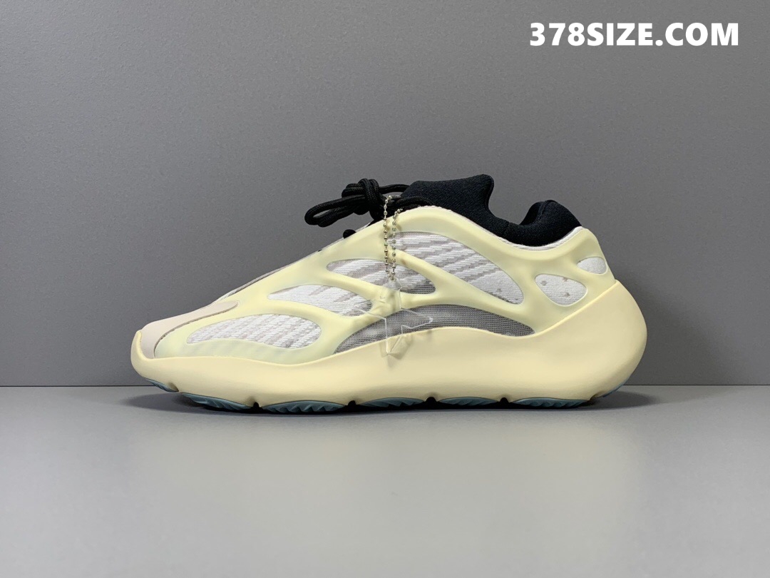 X 이지부스트 700V3 아자엘