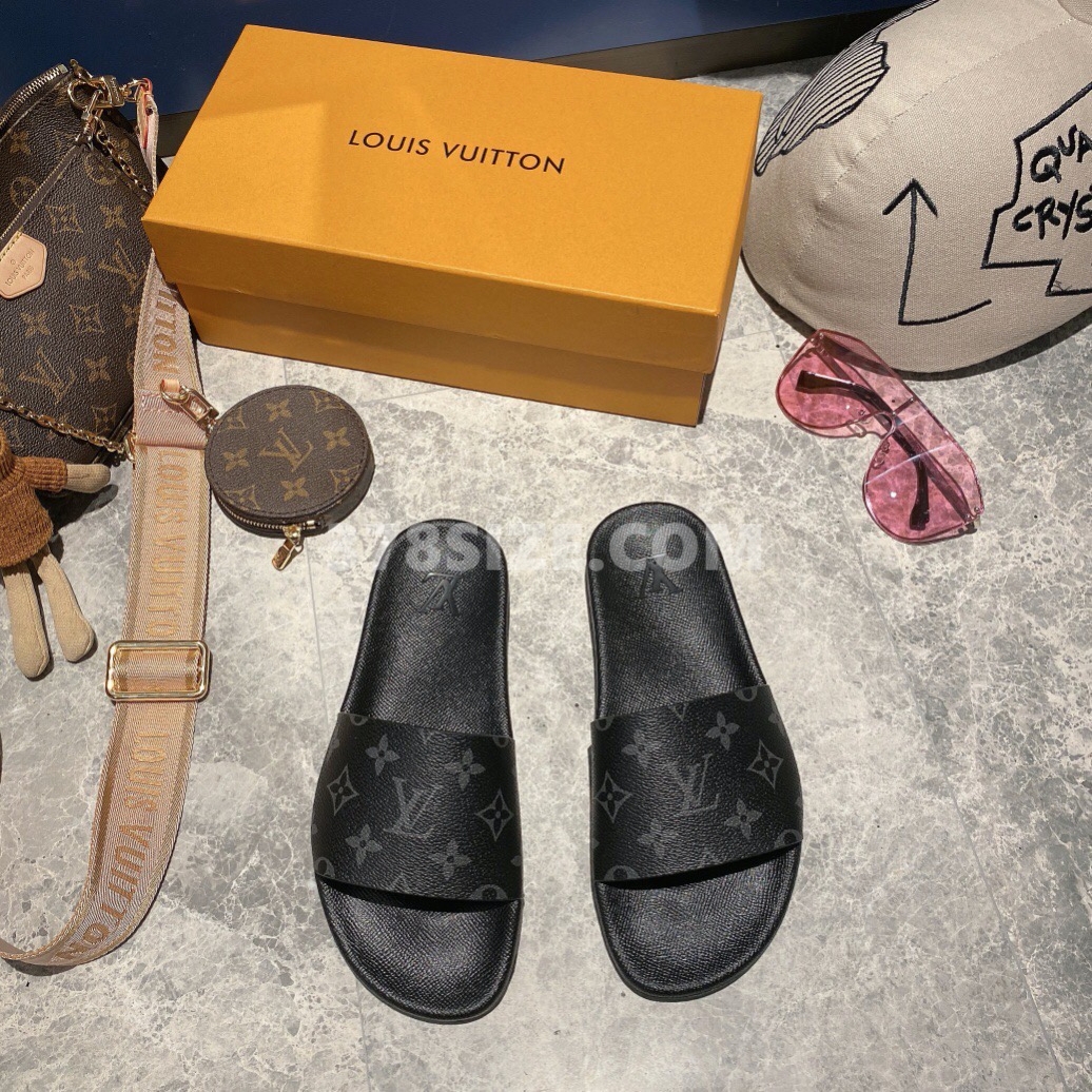 루이비통 슬라이드