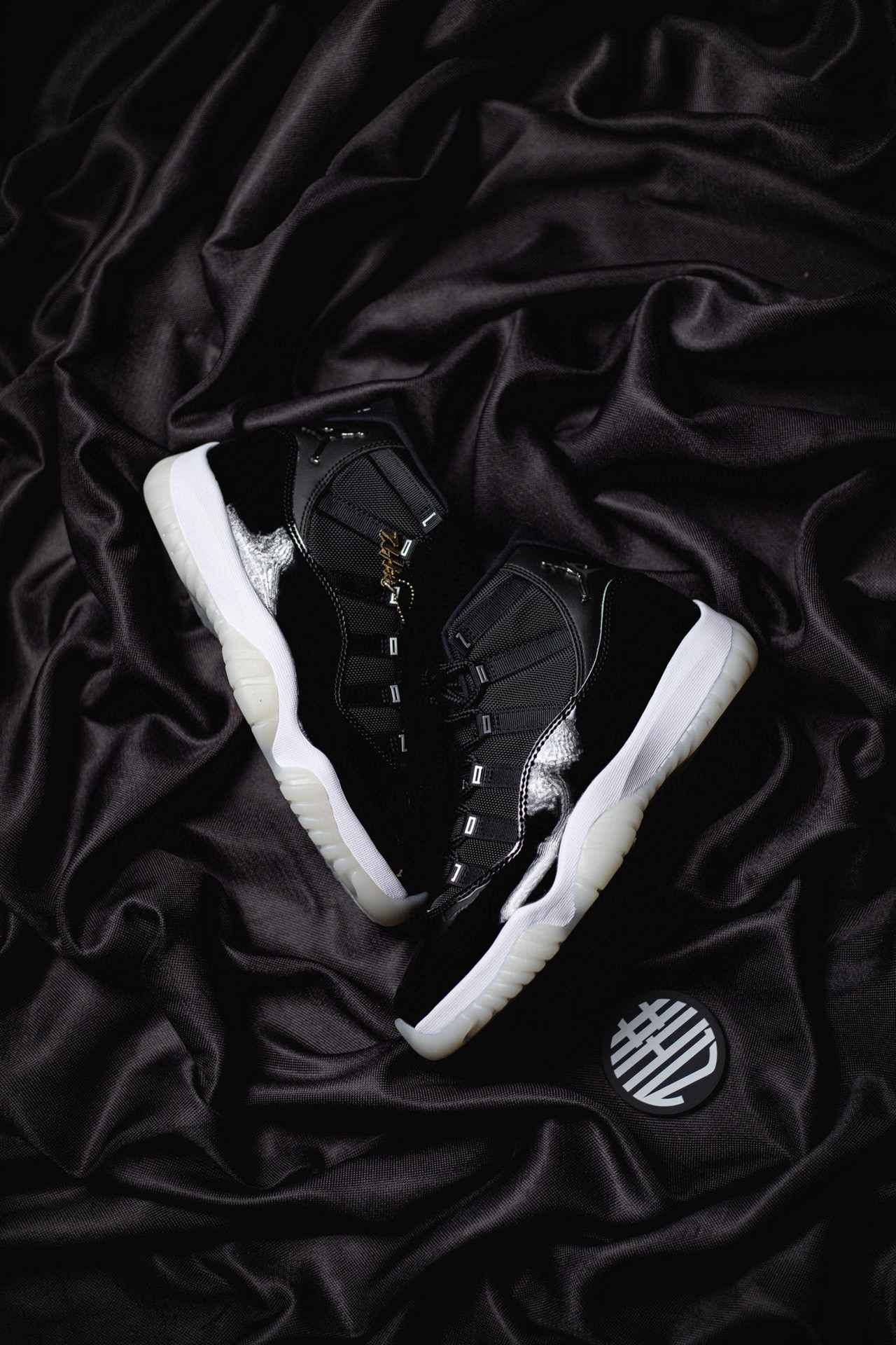 H12 에어조던 11 스페이스잼 CT8012-011