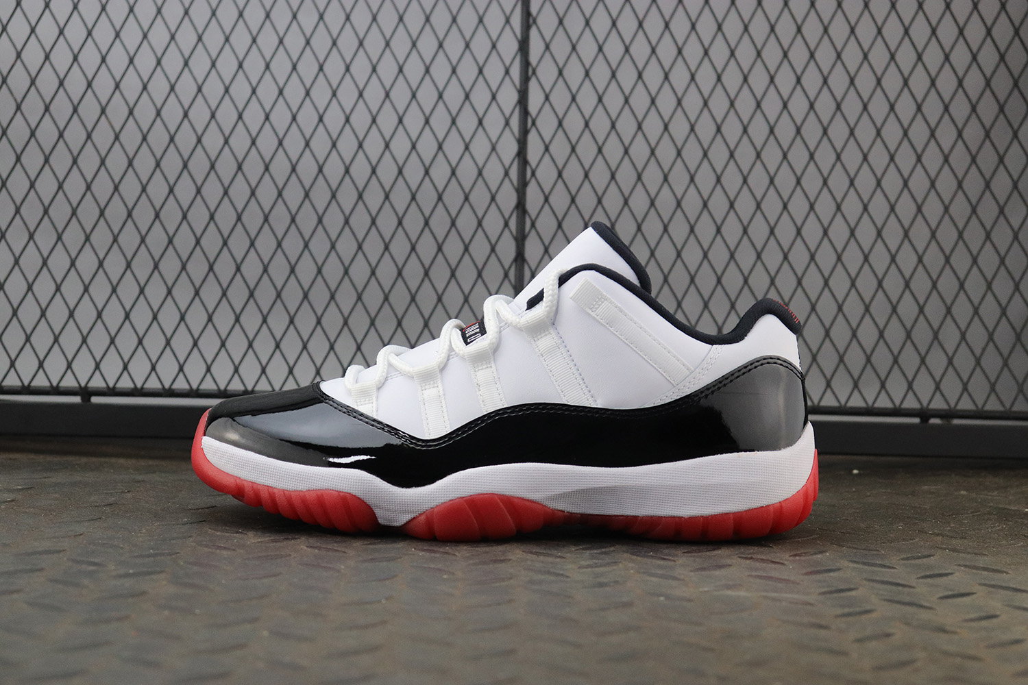ljr 에어조던 11 레트로 로우 콩코드 브레드 AV2187-160