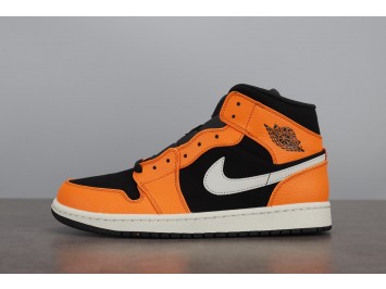 조던 1 미드 블랙 콘 554724-062