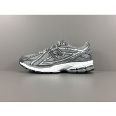 WM 뉴발란스 1906R 다크 그레이 M1906RJS