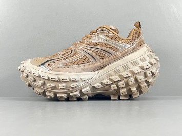 WM 발렌시아가 디펜더 원 아웃 스니커즈 베이지 685613W2RAF9700