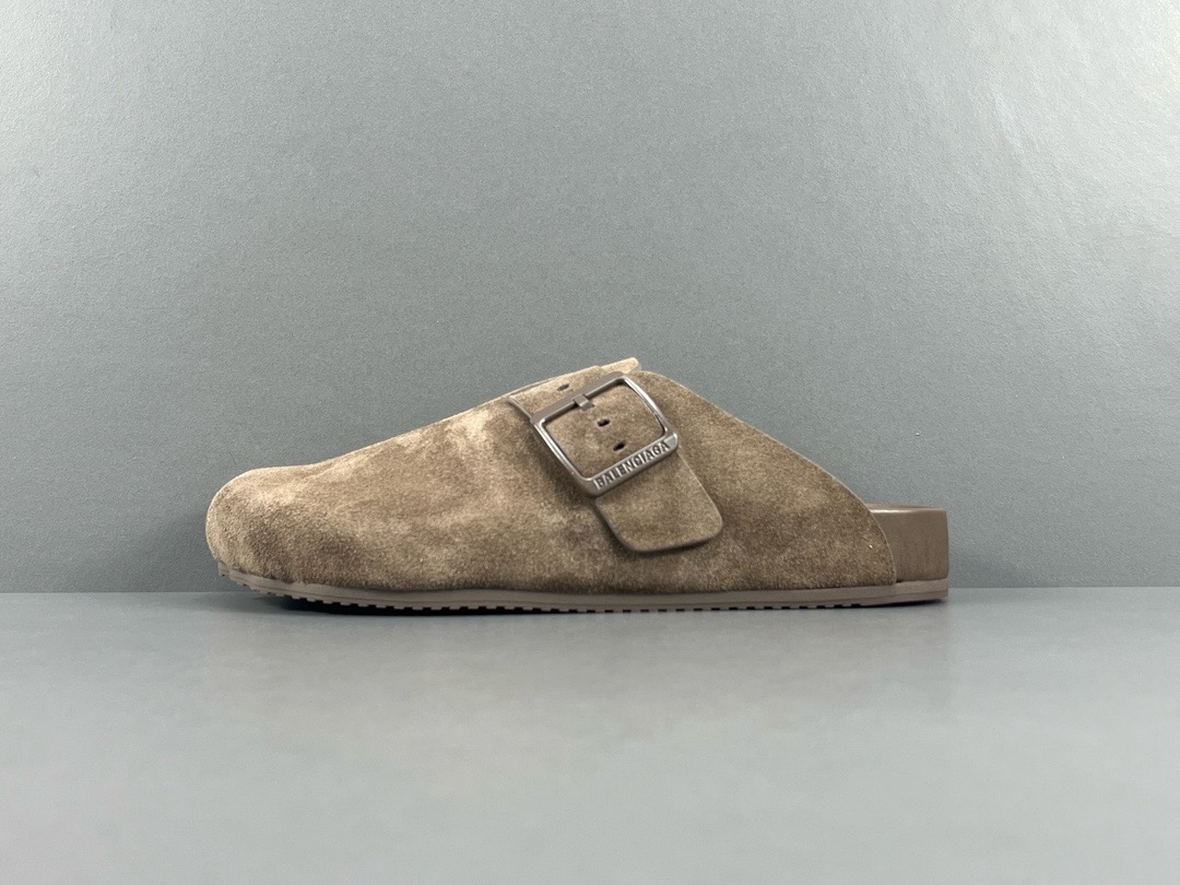 GOD 발렌시아가 선데이 뮬 브라운 761712WCGA12010