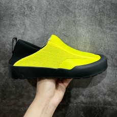 아크테릭스 ARC'TERYX 스니커즈 KG320350