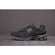 R 뉴발란스 2002R 프로텍션 팩 팬텀 M2002RDB