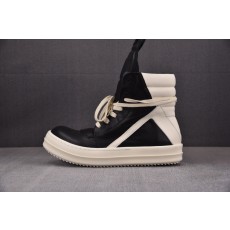 R 릭 오웬스 지오바스켓 풀 그레인 카프 레더 스트로브 스니커즈 블랙 밀크 화이트  RU02B2894