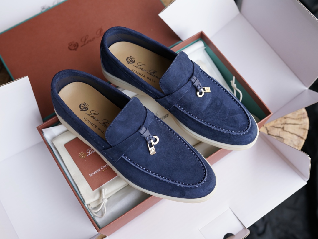 로로피아나 Loro Piana Summer Charms Walk