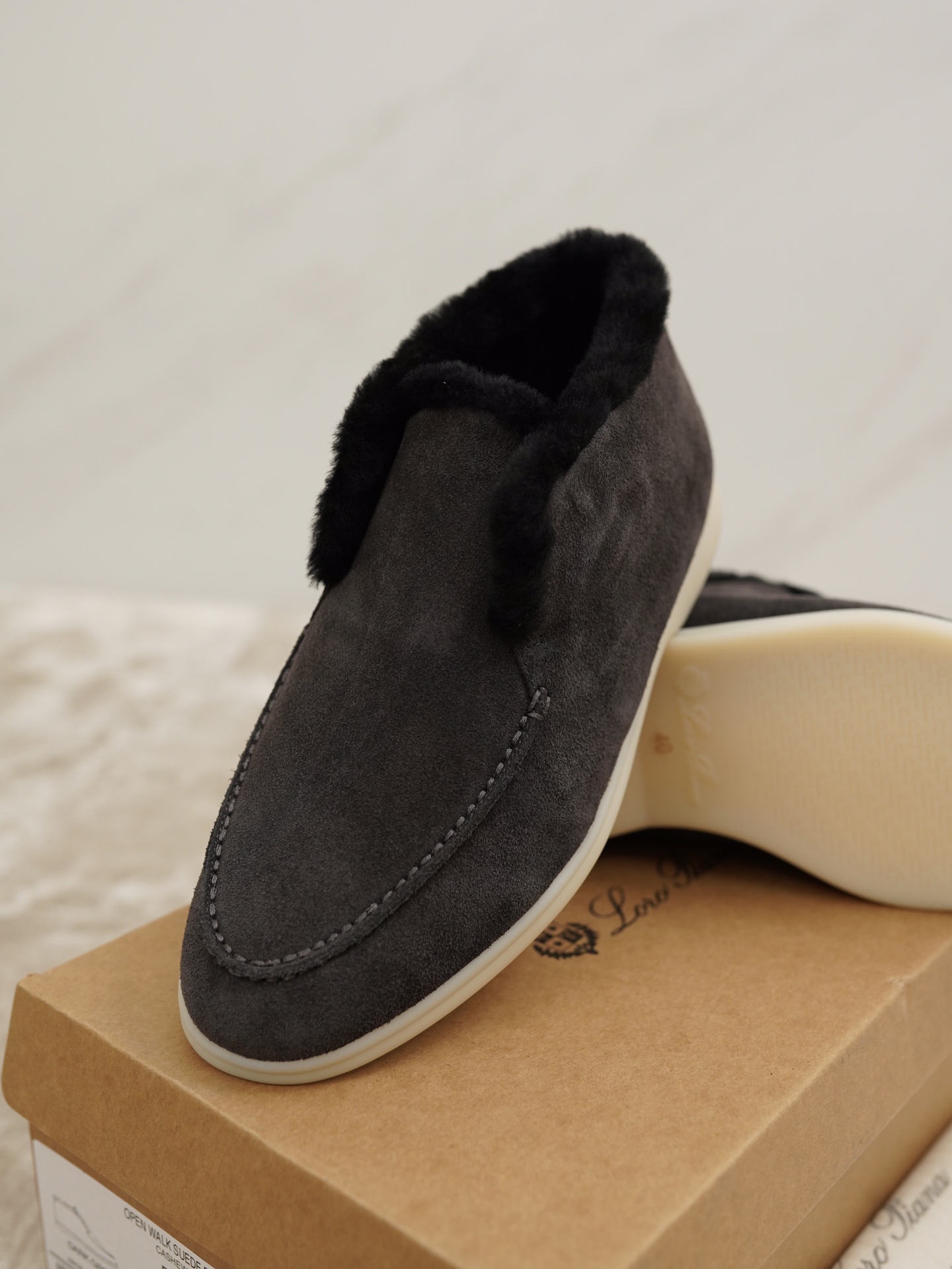 로로피아나 Loro Piana Open Walk