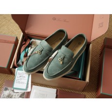 로로피아나 Loro Piana Summer Charms Walk