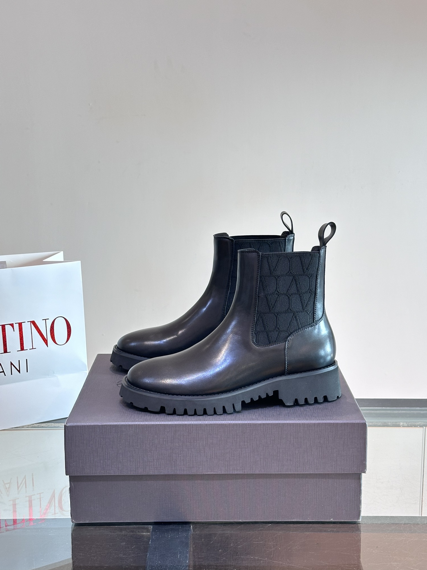 발렌티노 Valentino 스니커즈