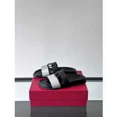 발렌티노 Valentino 슬리퍼