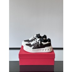 발렌티노 Valentino 스니커즈