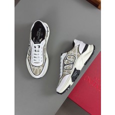 발렌티노 Valentino 스니커즈