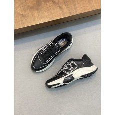 발렌티노 Valentino 스니커즈