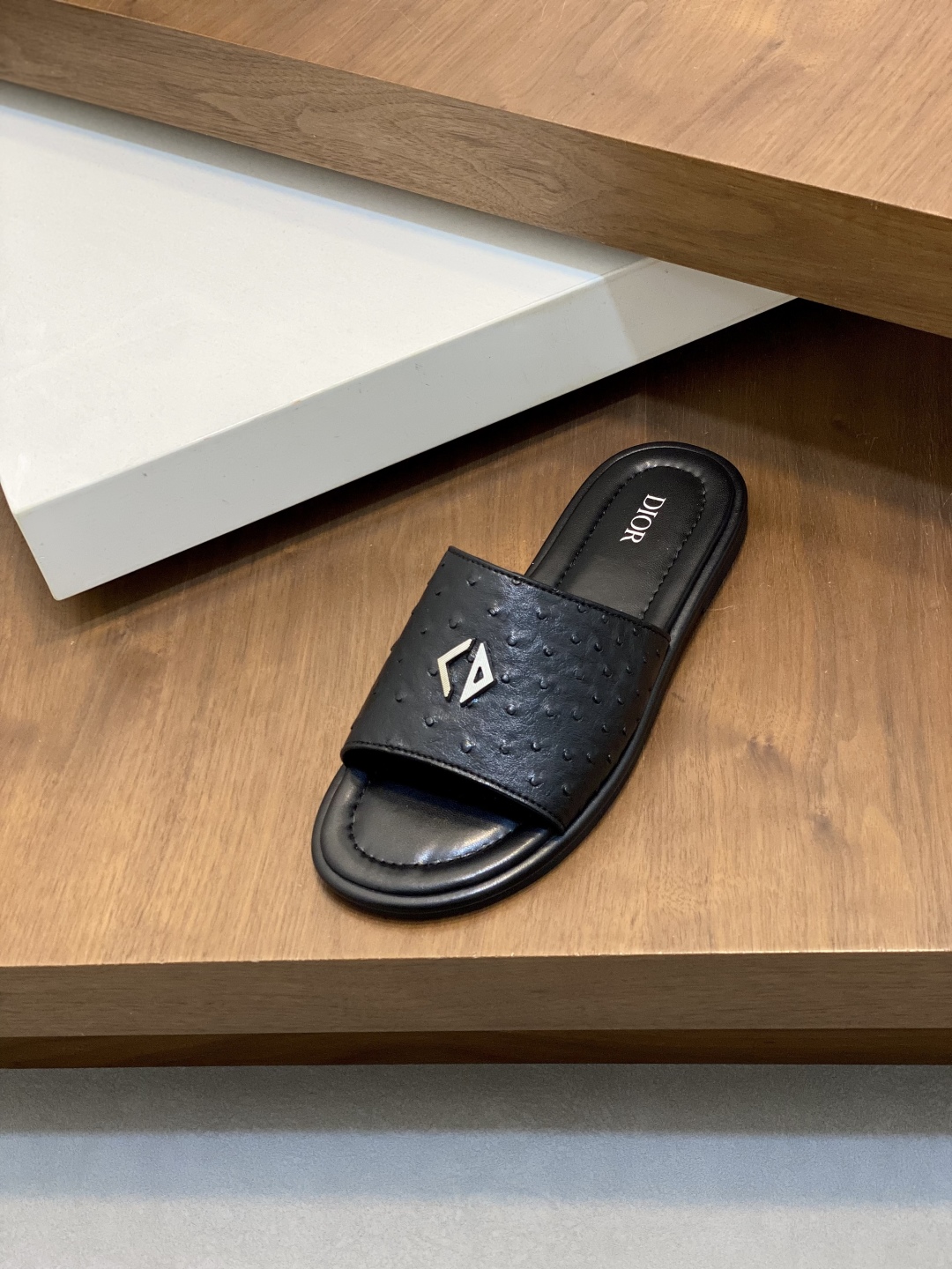 디올 Dior 슬리퍼