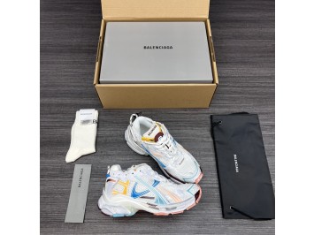 순원 발렌시아가 러너 스니커즈