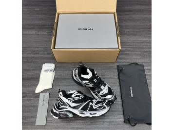 순원 발렌시아가 러너 스니커즈